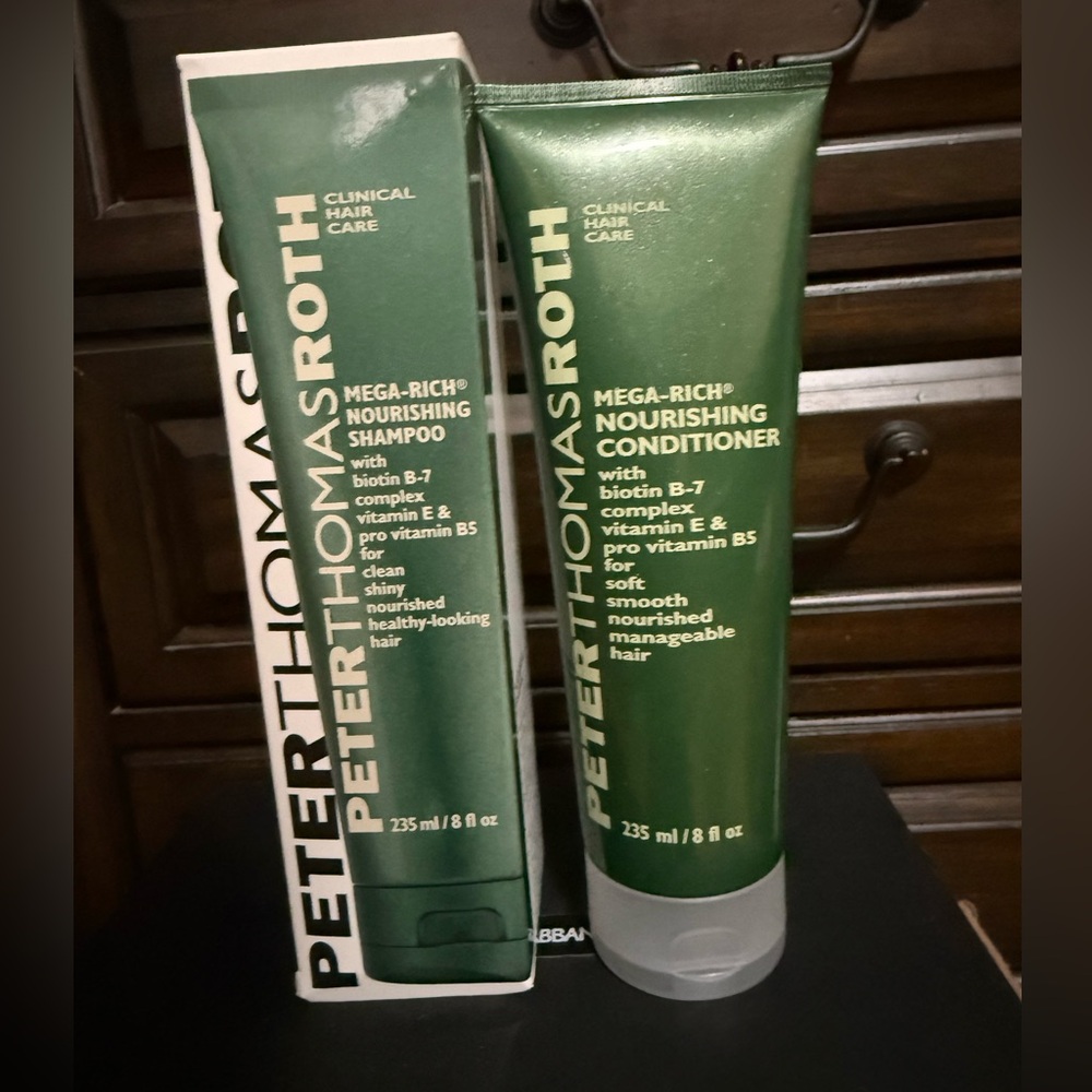 Peter Thomas Roth Mega-Rich Shampoo and Conditioner - Green